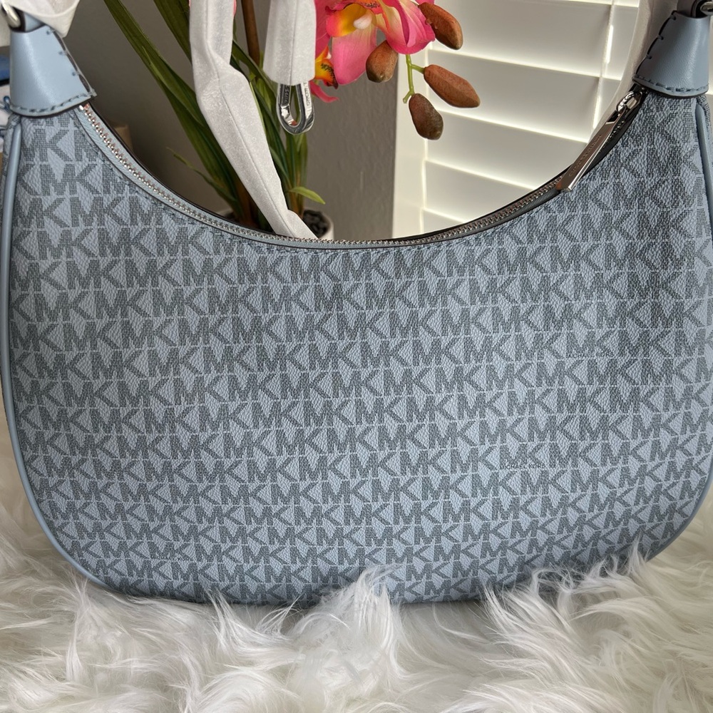 Michael kors Cora shoulder bag pale blue